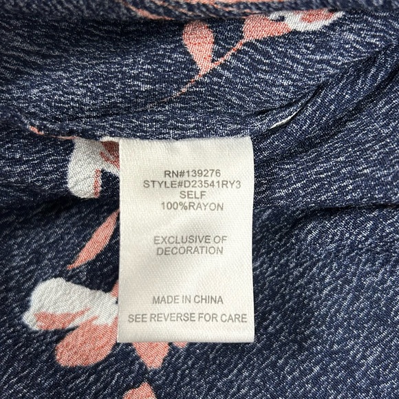 Daniel Rainn Navy Sleeveless Lace Trim Blouse - Picture 7 of 8